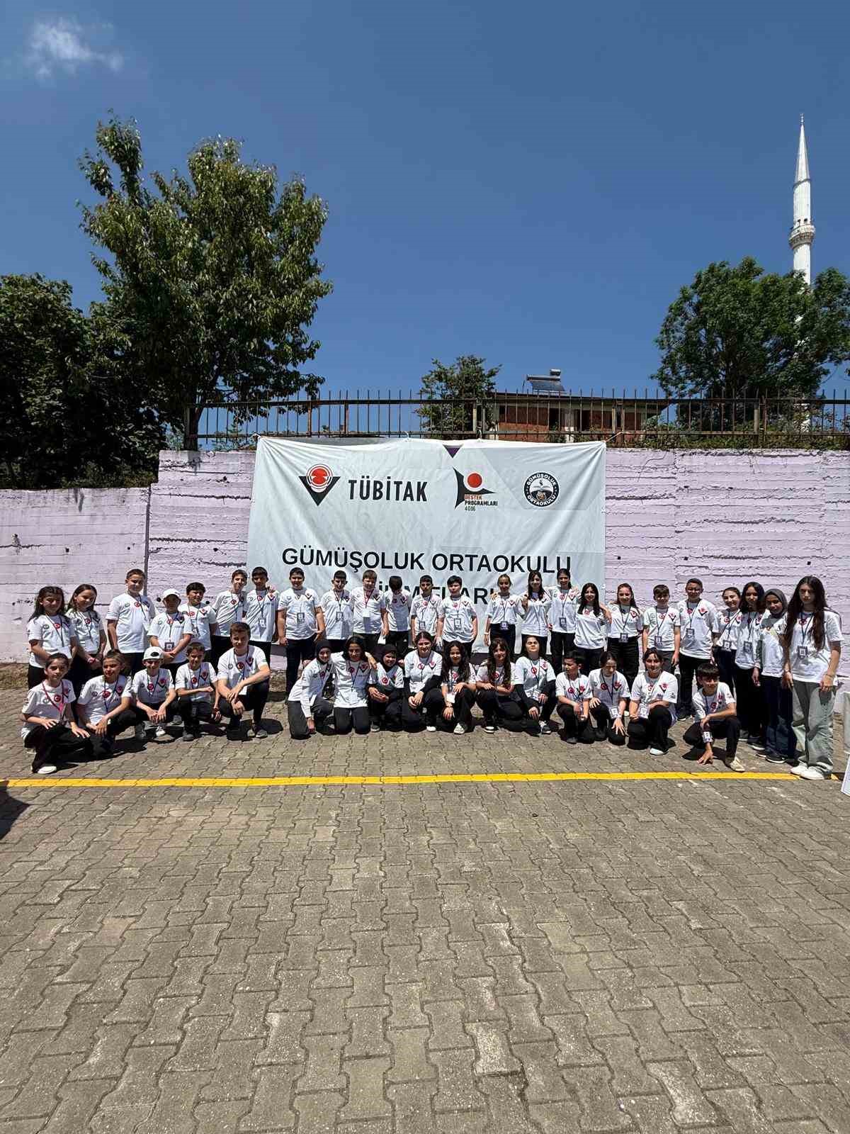 Kocaali Gümüşoluk Ortaokulu’nda TÜBİTAK 4006 Bilim Fuarı coşkusu
