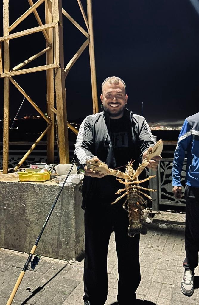 Gemlik K&ouml;rfezi&rsquo;nde dev istakoz yakalandı
