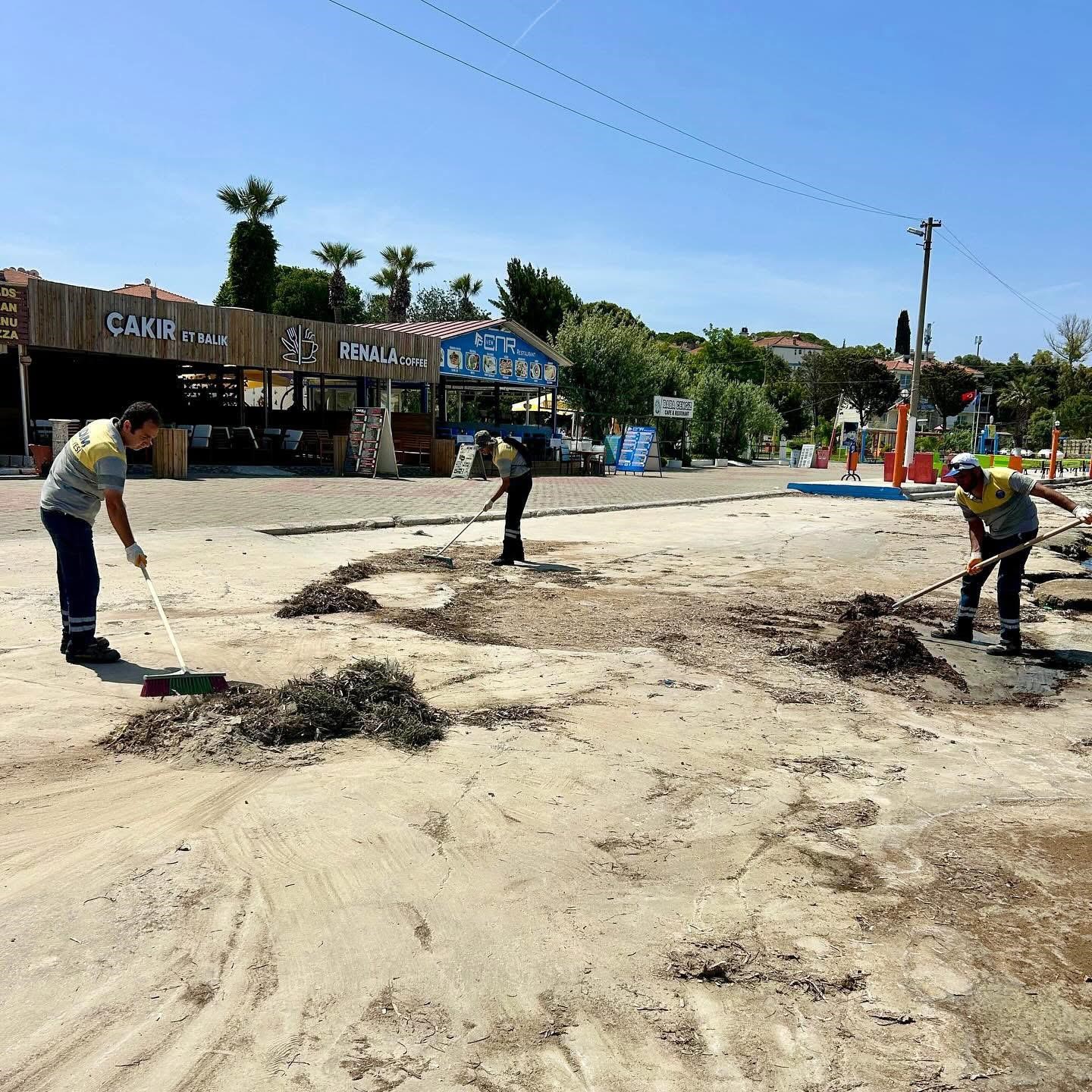 Mavişehir sahilinde temizlik çalışması yapıldı