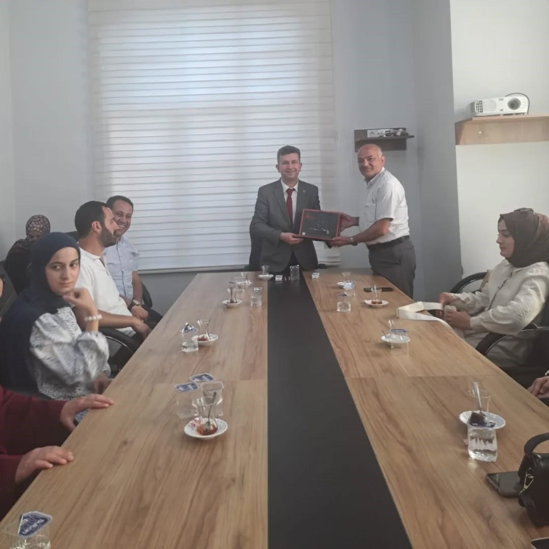 Batmanlı &ouml;ğrenciler Edremit&rsquo;te ağırlandı
