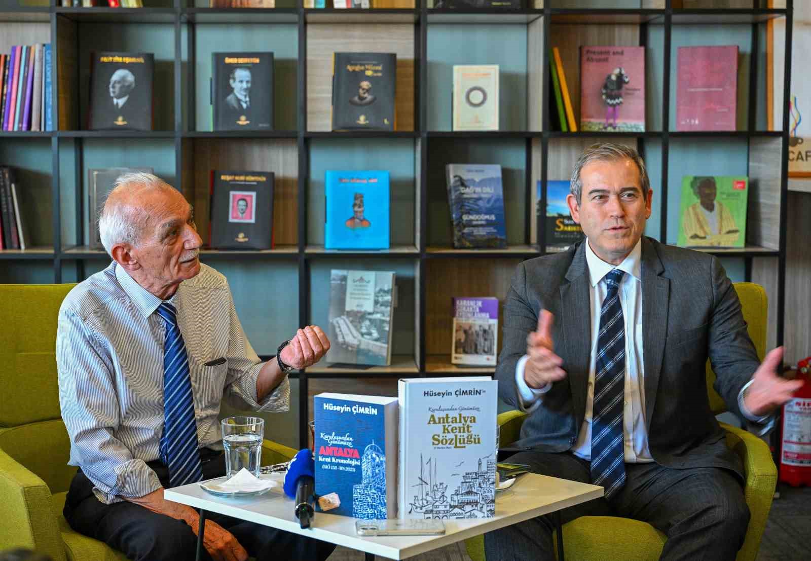 Antalya&rsquo;nın belleğine yolculuk: Kent tarih&ccedil;isi &Ccedil;imrin&rsquo;in yeni kitapları tanıtıldı
