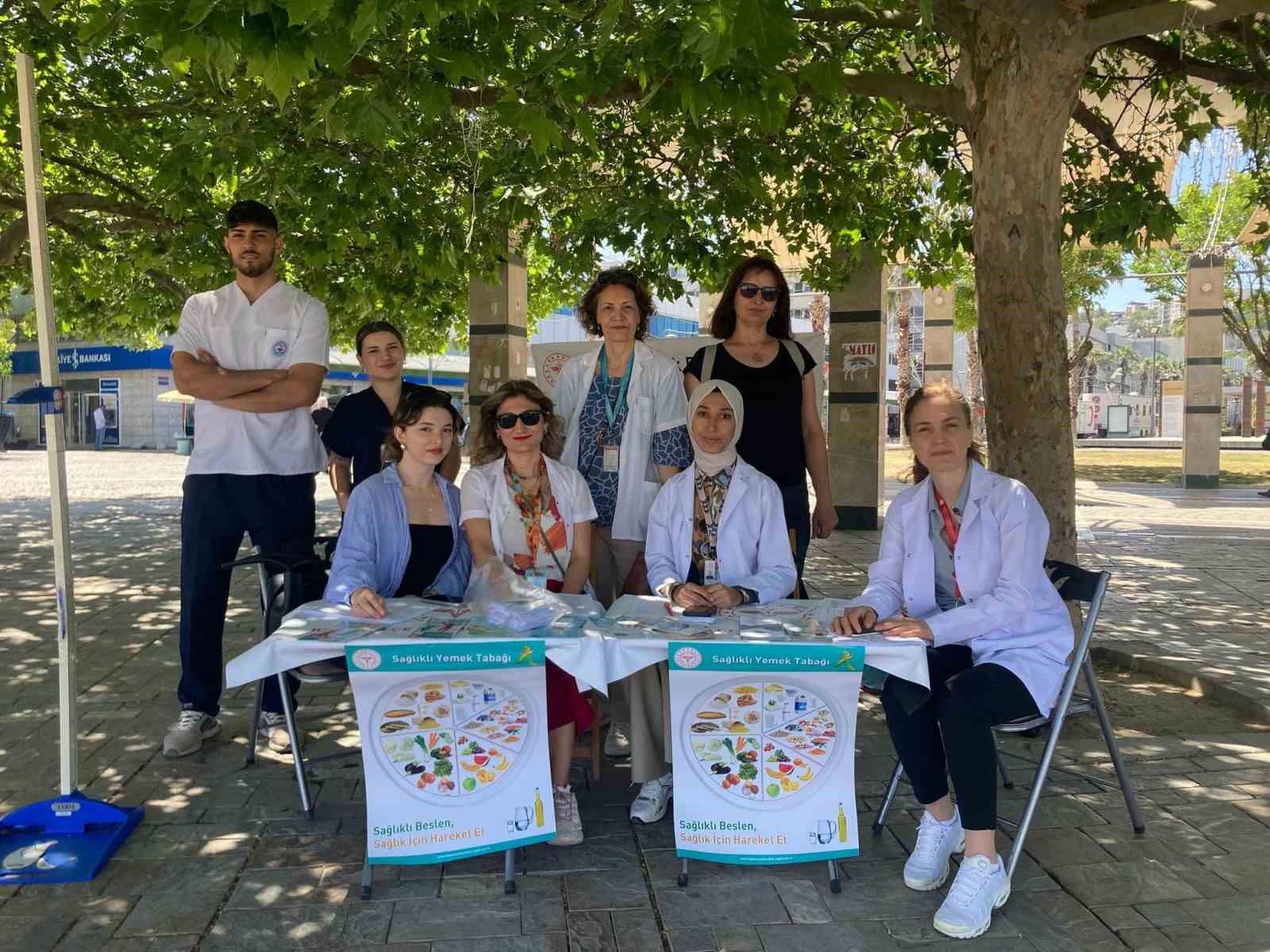 İzmir’de sağlıklı yaşam için boy ve kilo ölçümü uygulaması