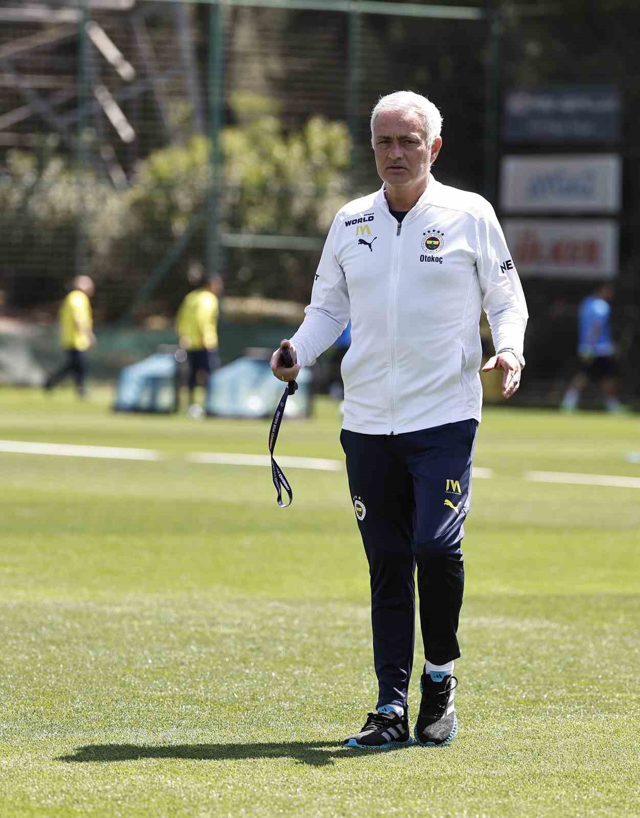 Fenerbahçe, Atakaş Hatayspor maçı hazırlıklarını sürdürdü
