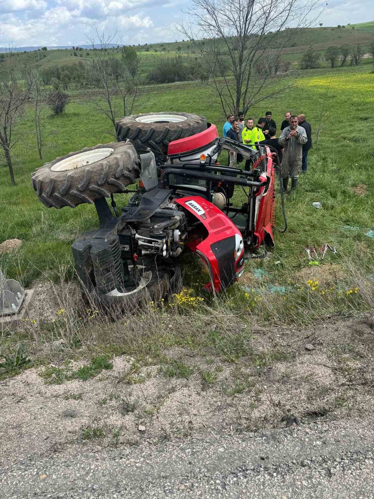 Bolu’da traktör takla attı: 1 yaralı
