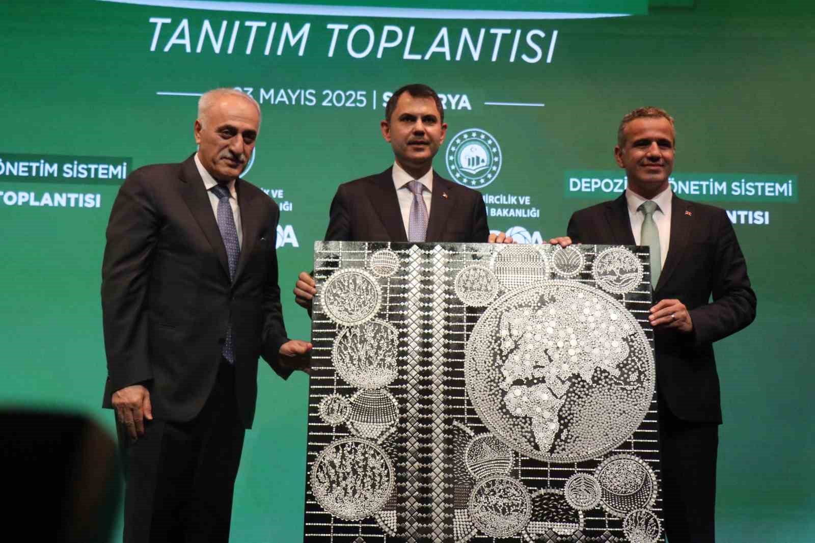Bakan Kurum: "Depozito sisteminin yüzde 100 uygulanması demek, ülkemize her yıl 500 milyon Euro’dan fazla ekonomik katkı demek"
