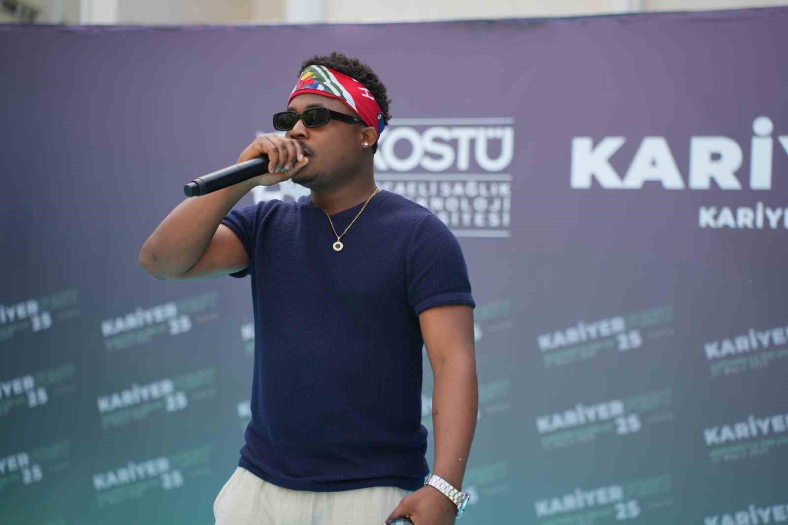 İşveren ile öğrenciler buluştu, kariyer festivali şenliğe döndü