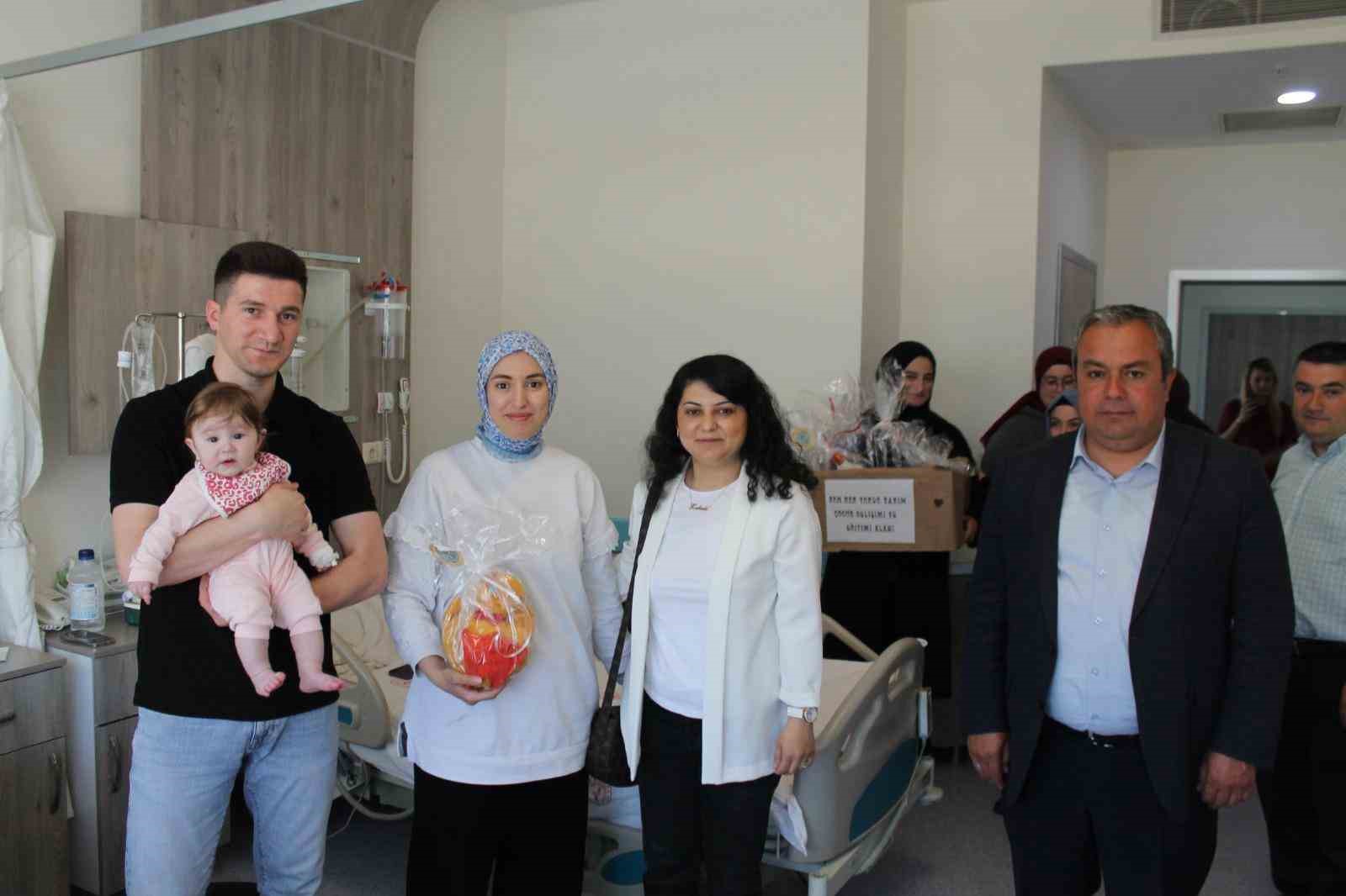 Meslek liselilerden y&uuml;rekleri ısıtan etkinlik
