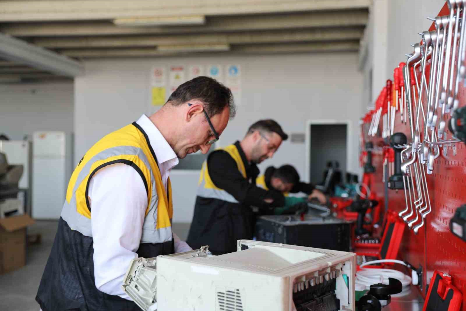 Atık Elektrik ve Elektronik Eşya Yönetim Merkezi ile çevreye katkı