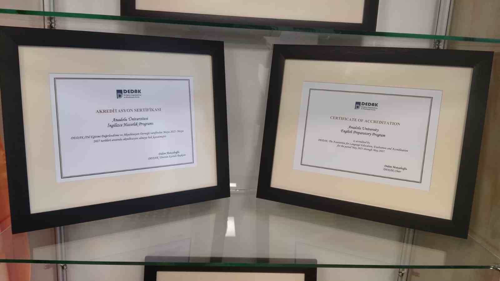 Anadolu Üniversitesi İngilizce Hazırlık Programı DEDAK tarafından akredite edildi