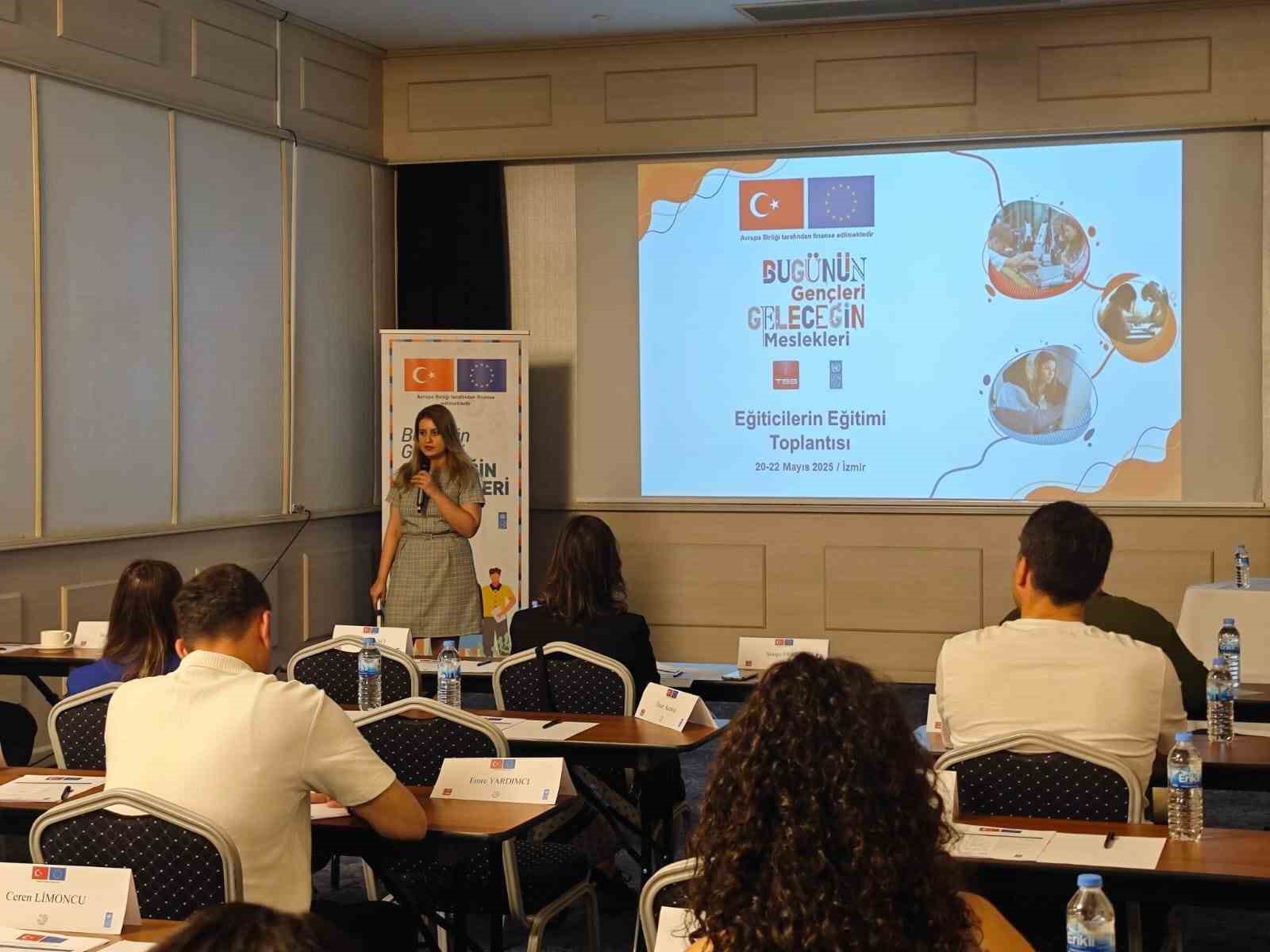 Menteşe Belediyesi eğitmenleri ‘Eğitici Eğitimleri Programı’na katıldı