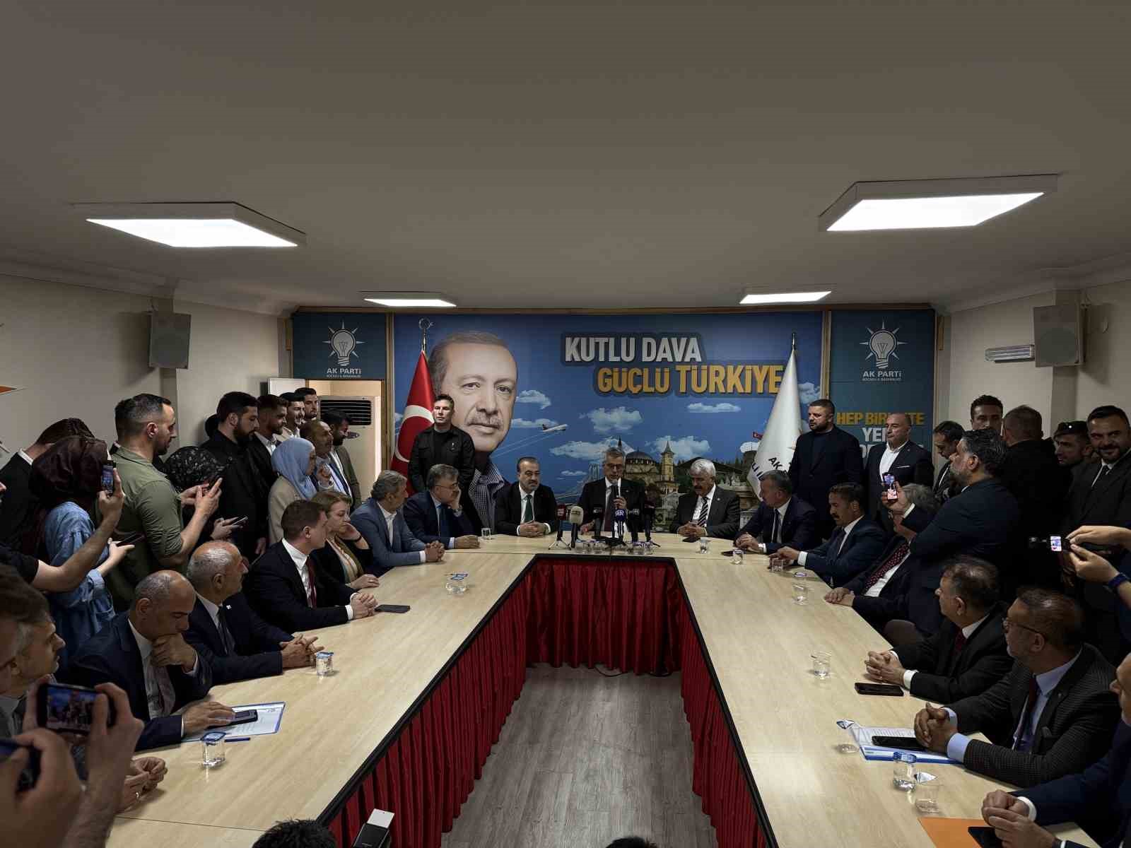 Bakan Memişoğlu: "Sağlık hizmetini &ccedil;ok g&uuml;zel sunuyoruz ama sağlıklı bir toplum muyuz diye sorgulamamız gerekir"
