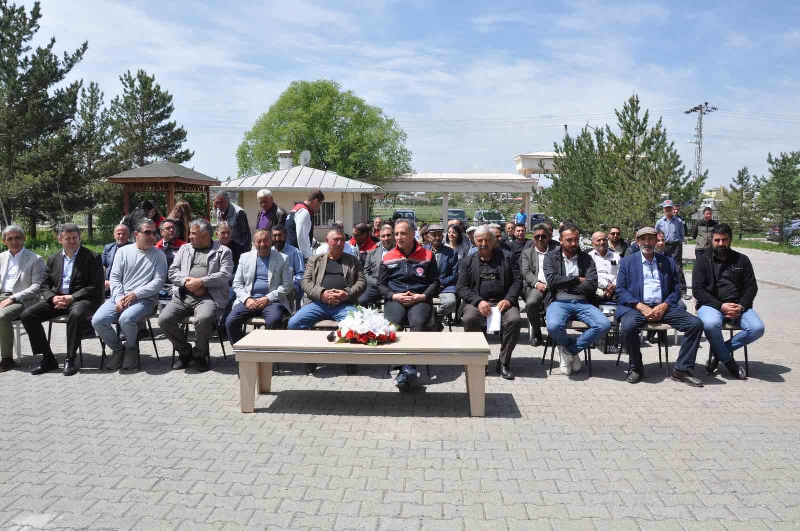 Kars’ta binlerce sebze fidesi dağıtıldı
