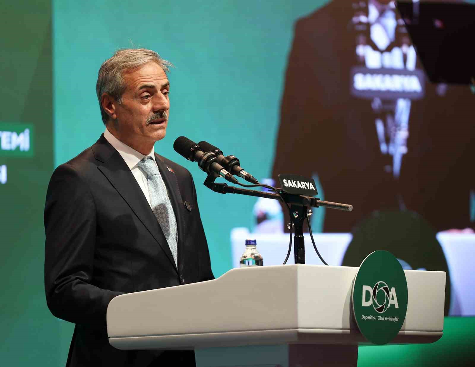 Bakan Murat Kurum: "Depremin bu ülke için bir beka meselesi olduğunu düşünüyorsak hep birlikte mücadele etmek zorundayız"