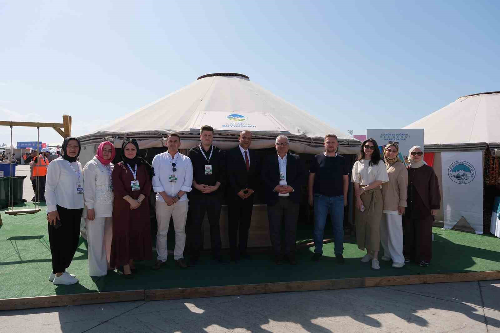 Sakarya&rsquo;nın k&uuml;lt&uuml;rel zenginliği ve gastronomi kimliğini Etnospor&rsquo;da d&uuml;nya tanıyor
