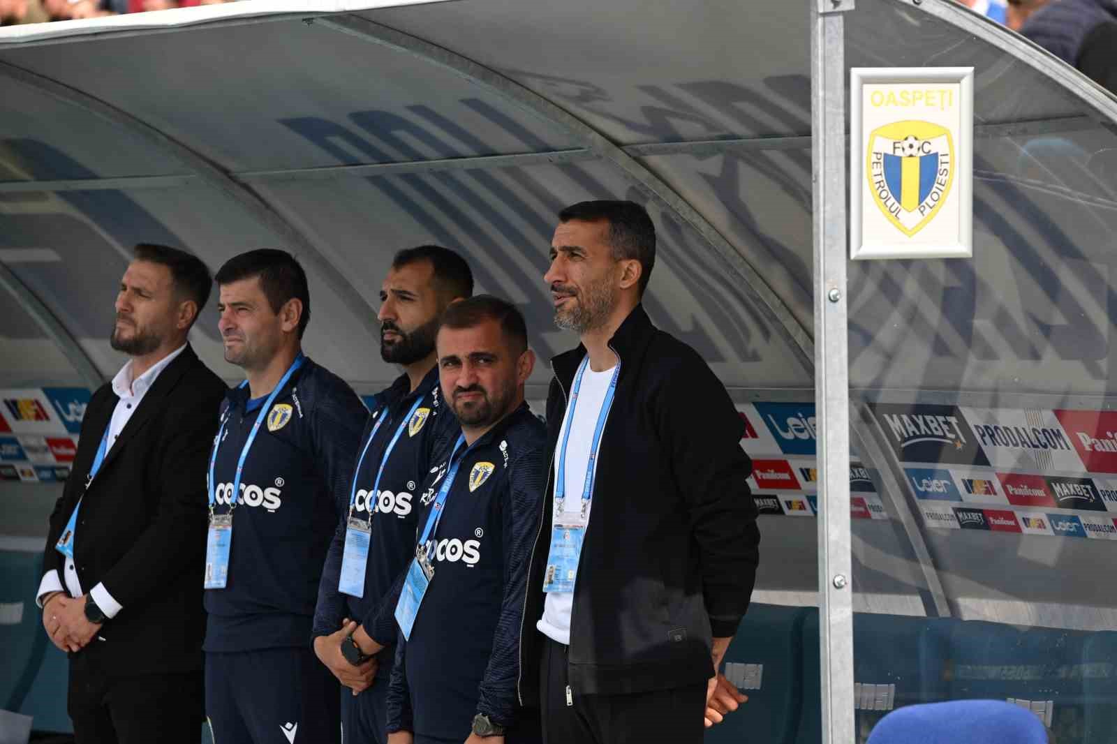 Mehmet Topal, Petrolul’e veda etti