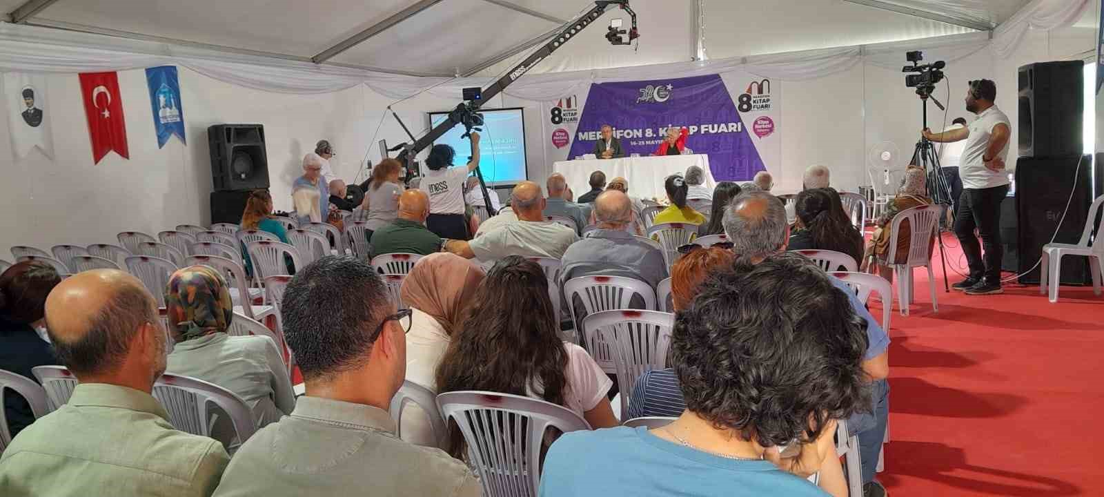 Kitap fuarında şeker hastalığı sunumu yapıldı
