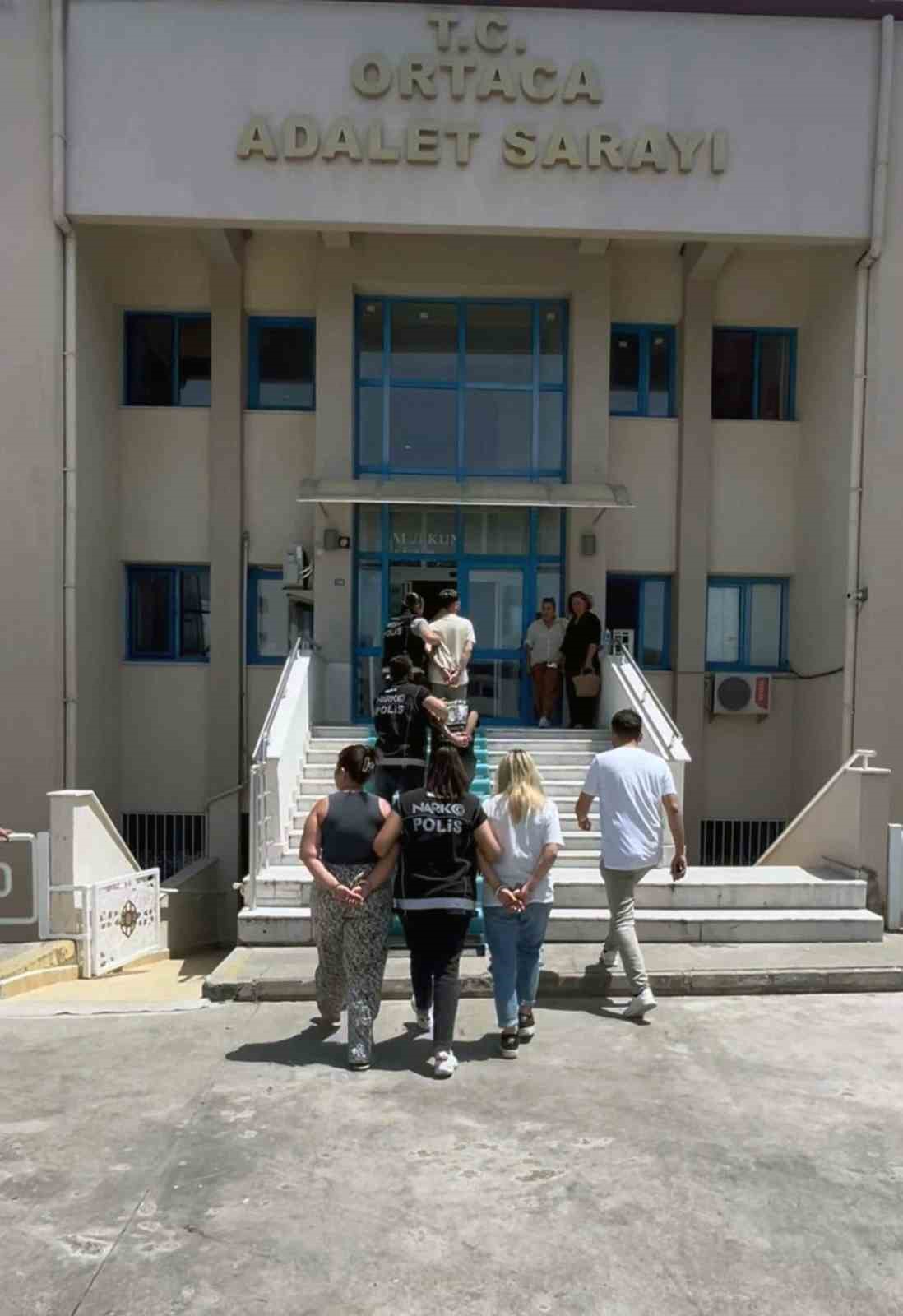 Ortaca&rsquo;da uyuşturucu operasyonu: 2 tutuklama
