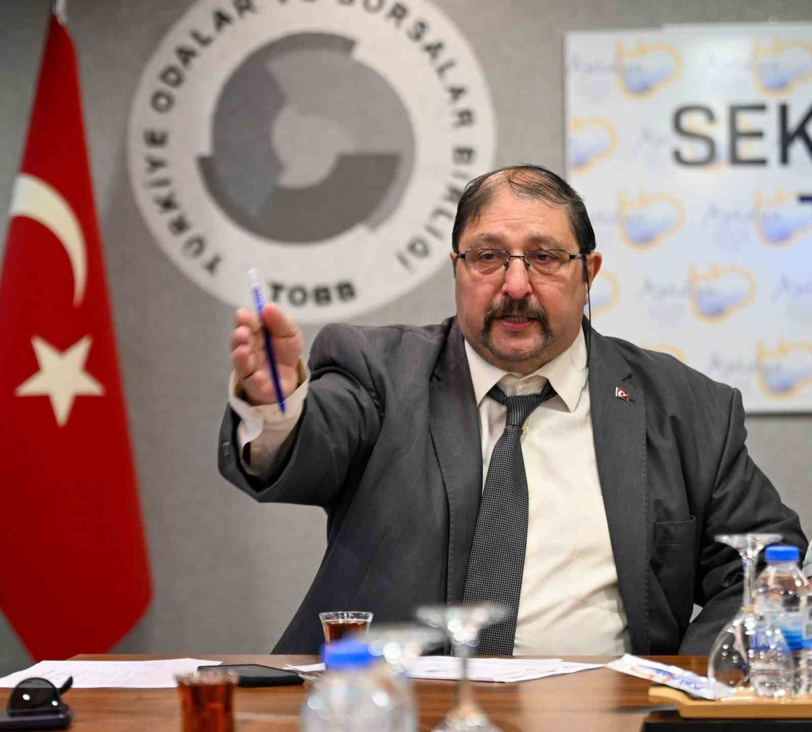 Türkiye Kasaplar Besiciler Et ve Et Ürünleri Federasyonu Başkanı Yardımcı: "İnsanlar zincir marketler, AVM’lerin kilo ile et gibi sattıklarını kurban diye alıyor. Bu kurban değildir"