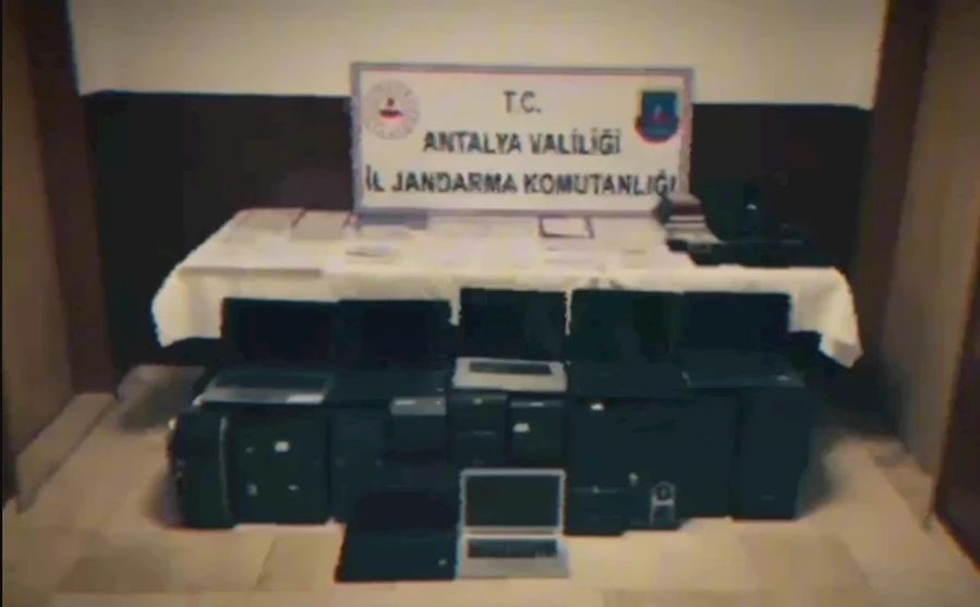 Gaziapaşa&rsquo;daki "tefeci" operasyonunda 4 tahliye
