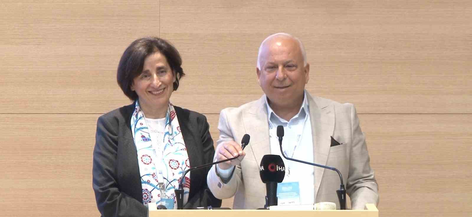 İstanbul’daki Uluslararası Sağlık Bilimleri Kongresi’ne 14 ülkeden uzman katıldı
