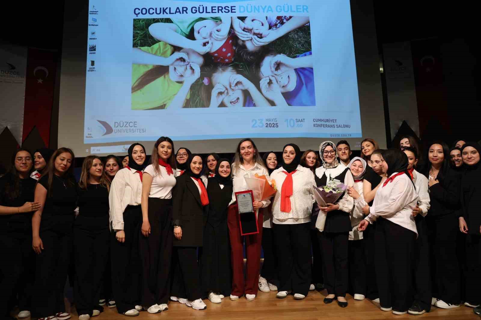 Çocuklar gülerse dünya güler etkinliği büyük ilgi gördü