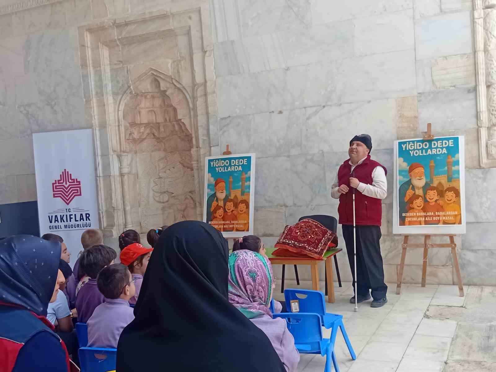 Sivas&rsquo;ta &Ccedil;ocuklara, 8 asırlık mekanda masal tadında vakıf bilinci aşılandı

