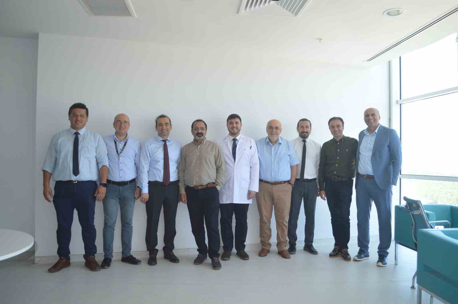 MEAH’ta genel cerrahi anabilim dalının 6. uzmanı Filizlioğlu oldu