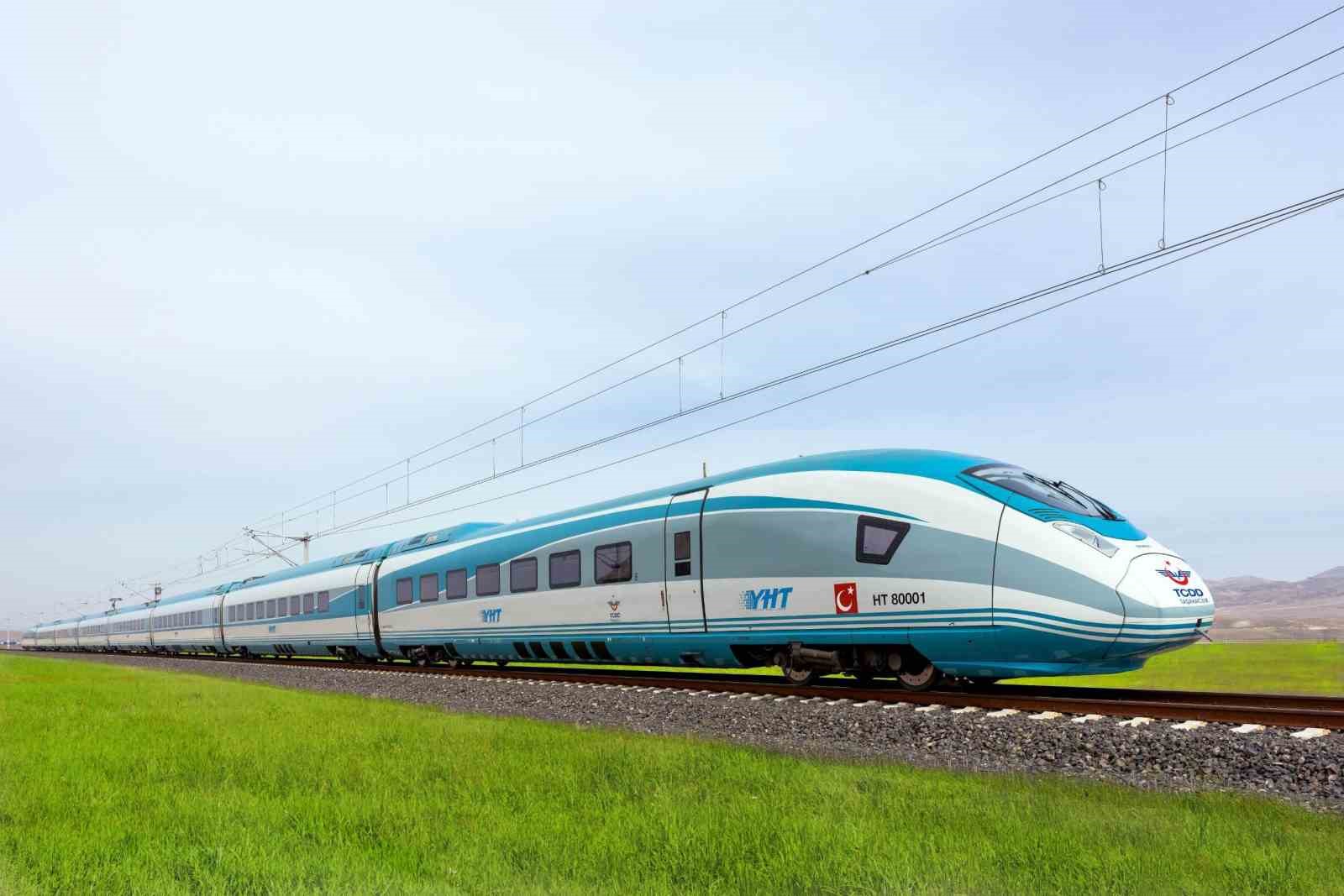 Ankara-İstanbul YHT hattına 2 bin 466, anahat ve bölgesel trenlere 8 bin 400 kişilik takviye