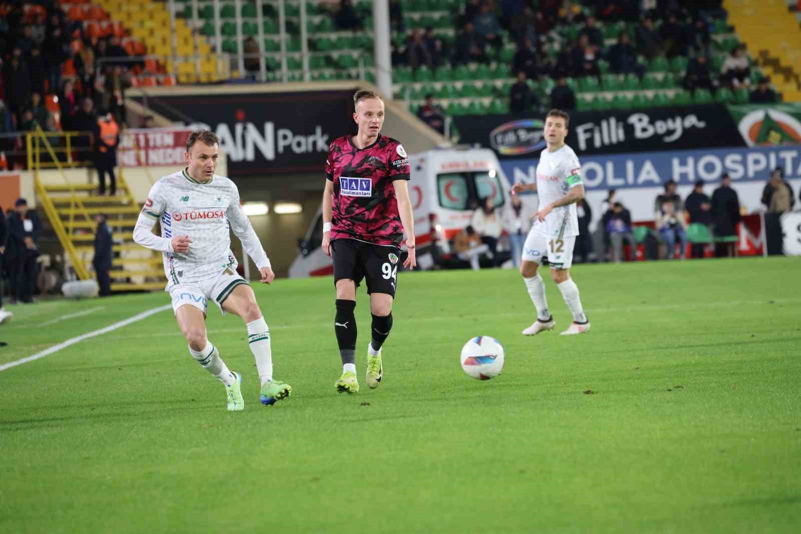Konyaspor ile Alanyaspor 18. randevuda