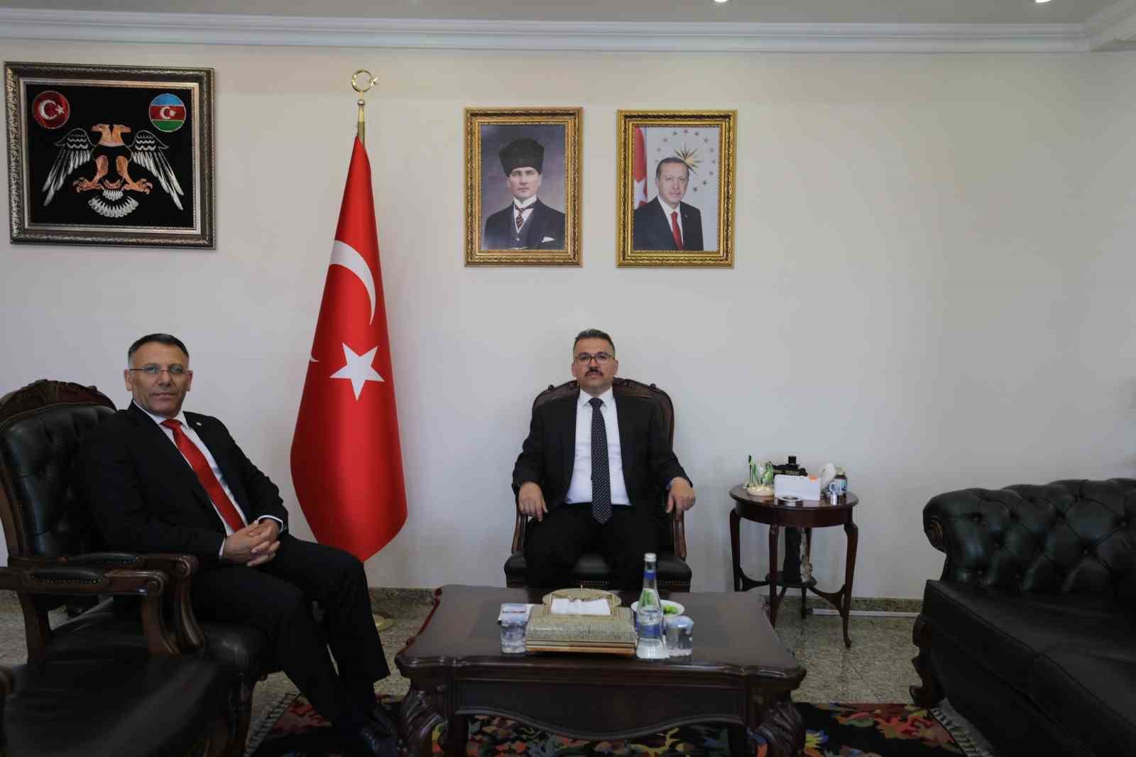 Iğdır Üniversitesi Rektörü Ekrem Gürel’den Iğdır Valisi Ercan Turan’a ziyaret