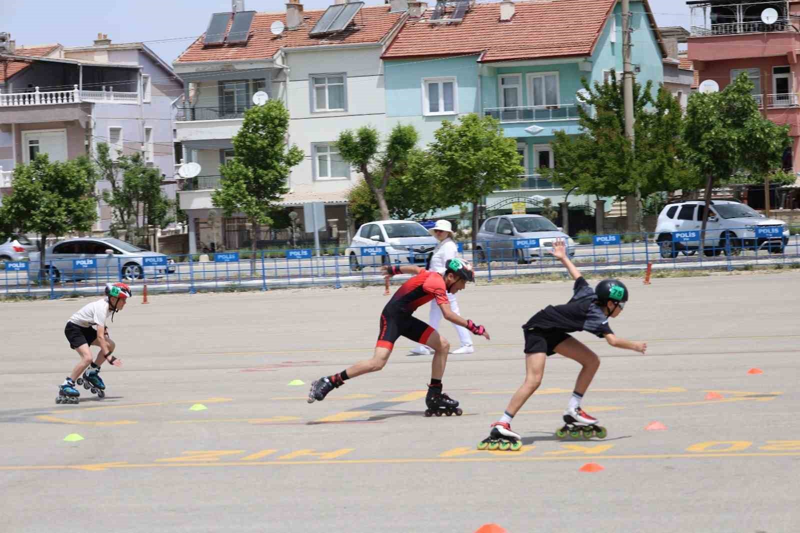 Karaman’da tekerlekli paten heyecanı başladı