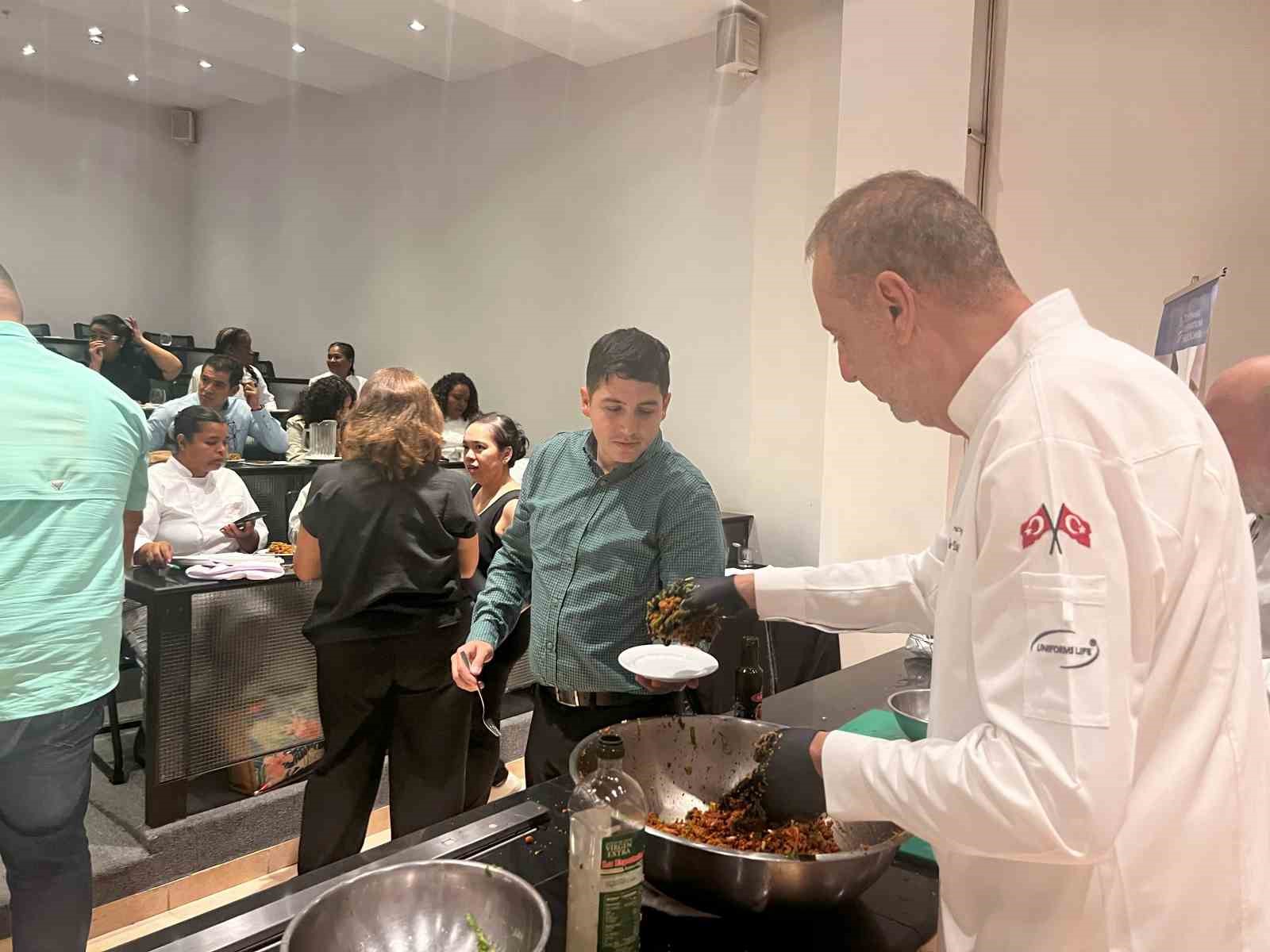 Türk yemekleri Panamalıların sofralarında ziyafete dönüştü