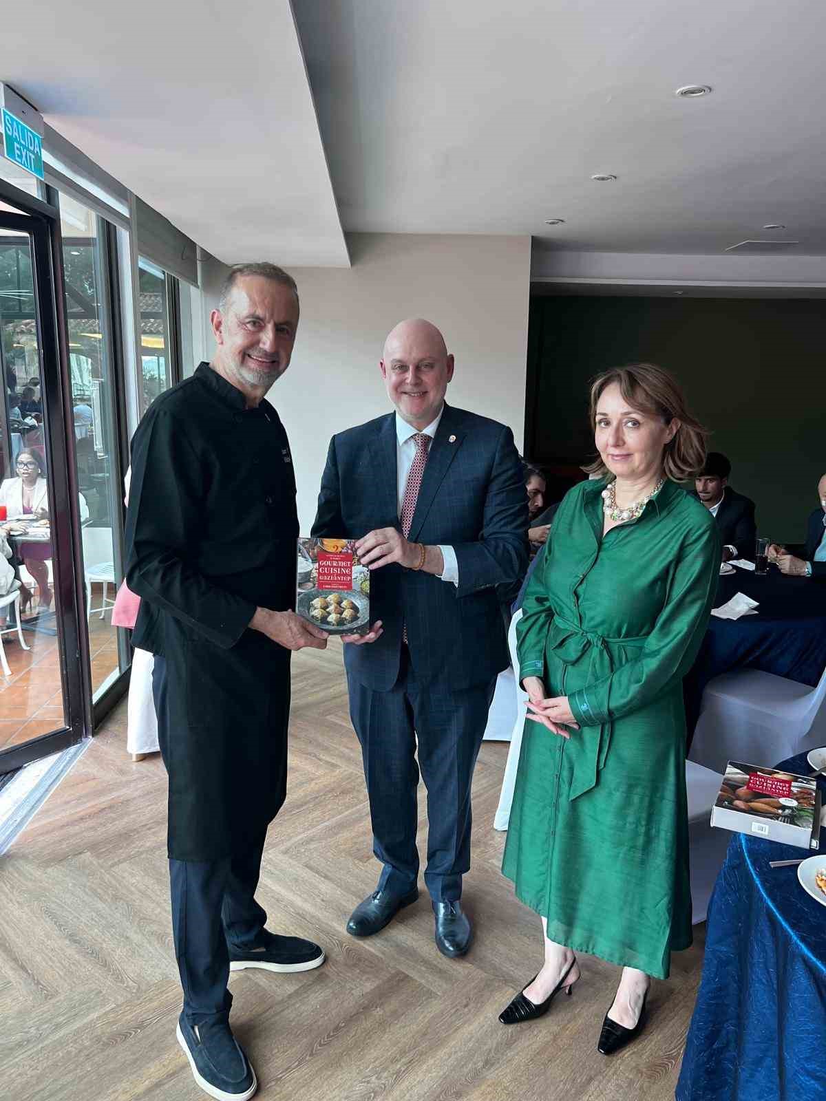 Türk yemekleri Panamalıların sofralarında ziyafete dönüştü