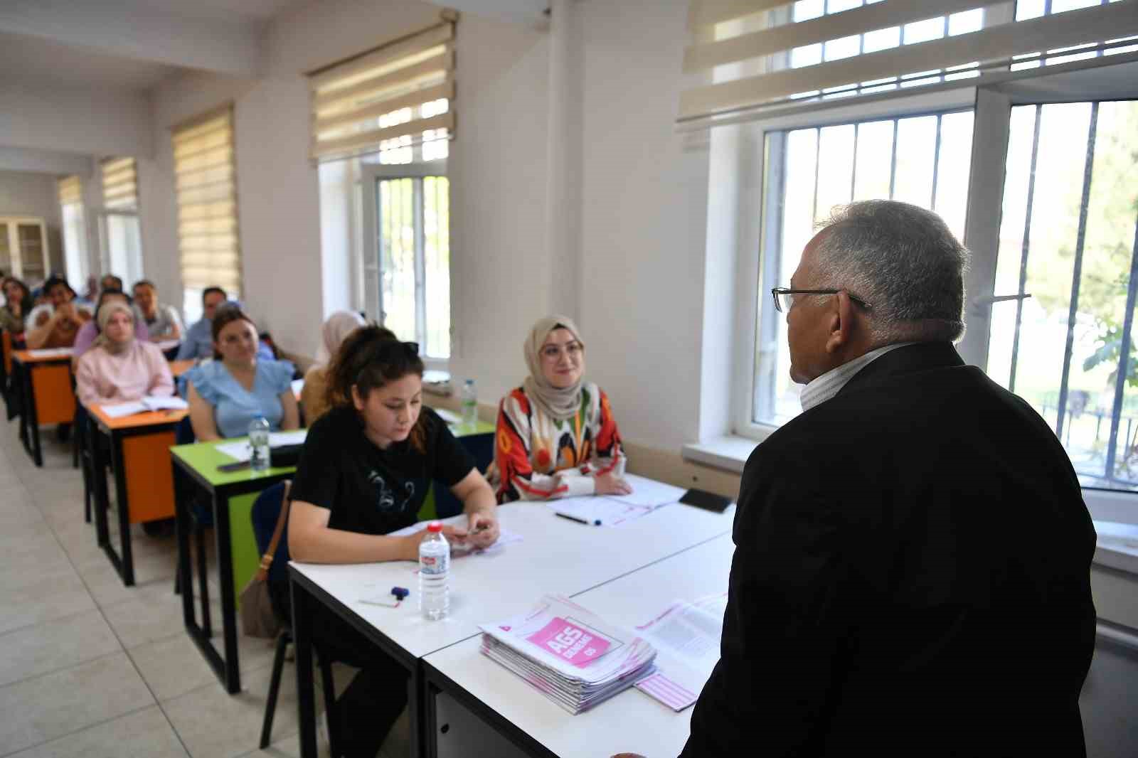 Başkan Büyükkılıç, KAYMEK AGS Kursu öğrencileri ile buluştu