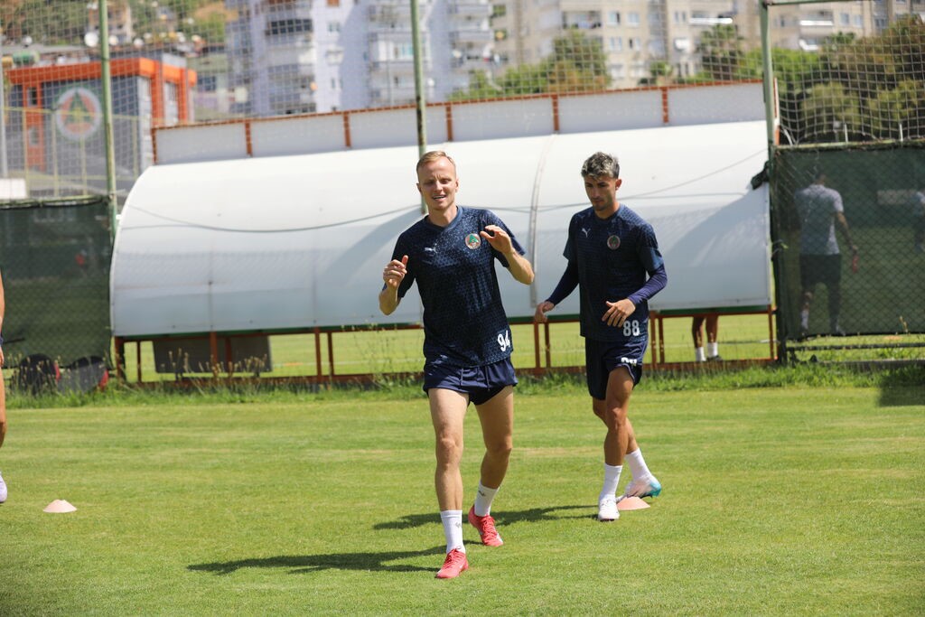 Alanyaspor, Konyaspor ma&ccedil;ı hazırlıklarını tamamladı
