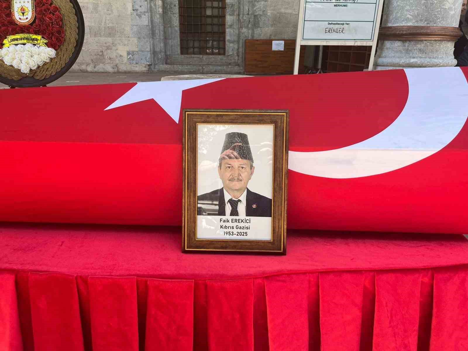 Kıbrıs gazisi son yolculuğuna uğurlandı
