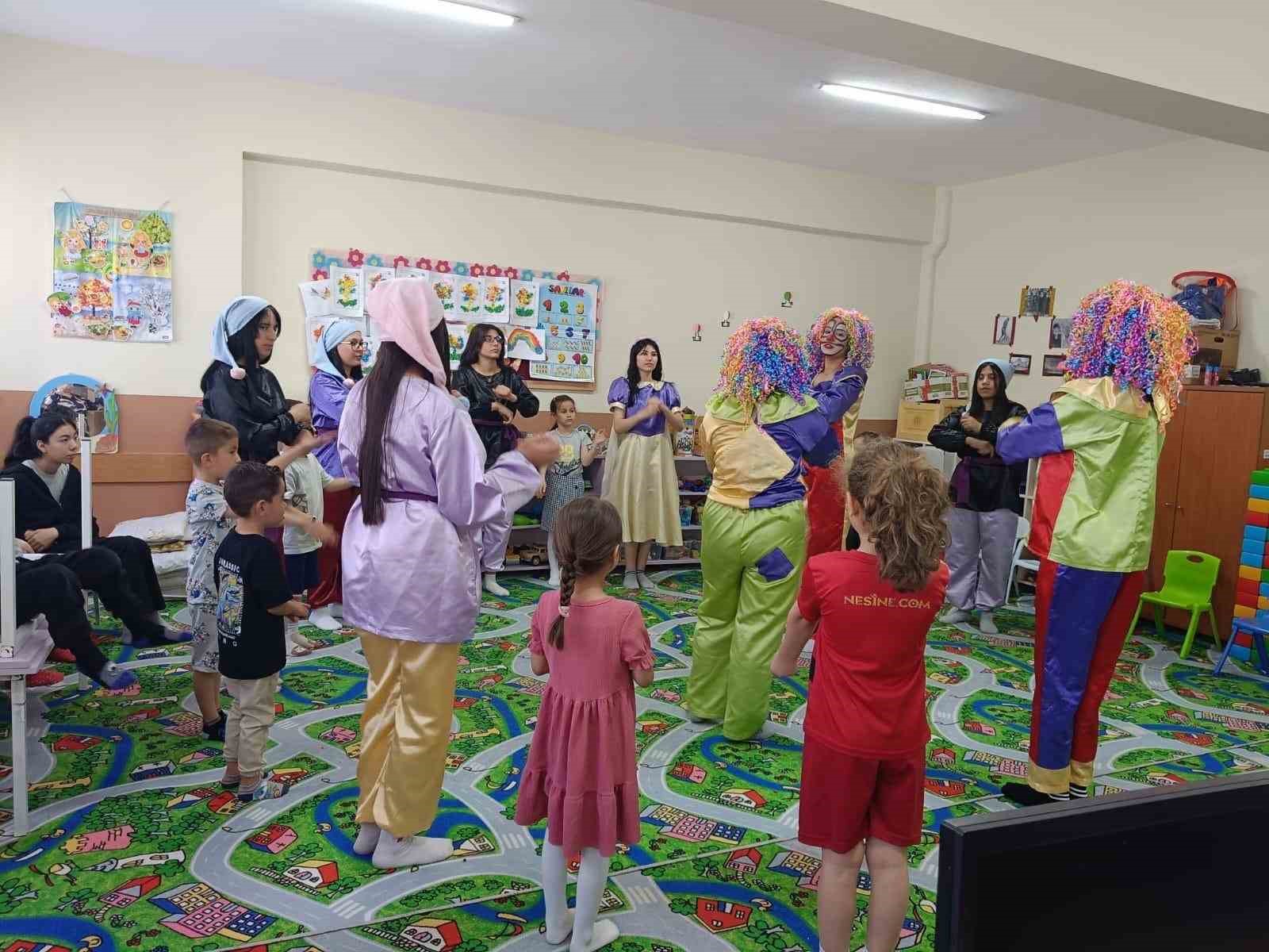 G&ouml;lbaşı MTAL &ouml;ğrencilerinden deprem b&ouml;lgesindeki &ccedil;ocuklara moral etkinlikleri
