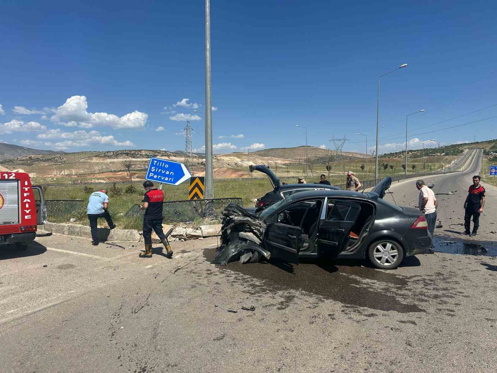 Siirt’te trafik kazası: 1’i ağır 4 yaralı