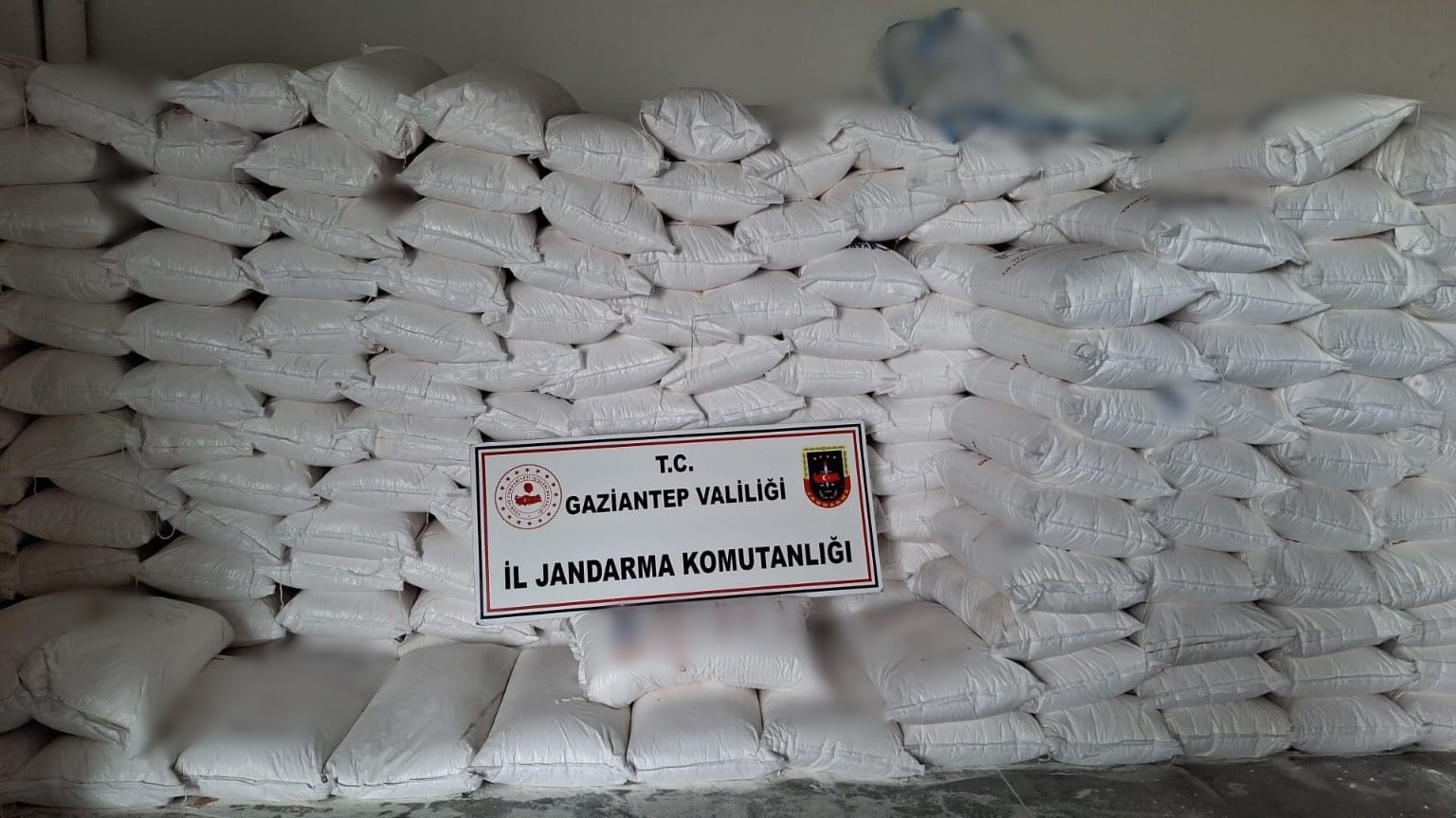 Gaziantep’te 1 milyon TL değerinde sahte deterjan ele geçirildi