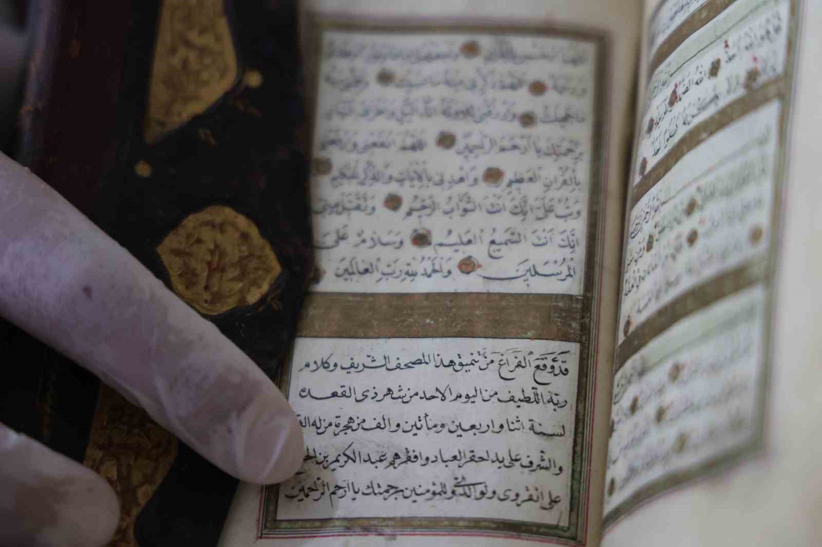 200 yıllık altın tezhipli Kur’an-ı Kerim’i Cumhurbaşkanı’na hediye etmek istiyor
