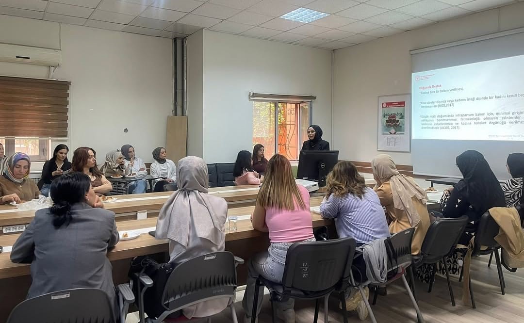 Şırnak’ta ebelere yönelik normal doğum eğitimi gerçekleştirildi
