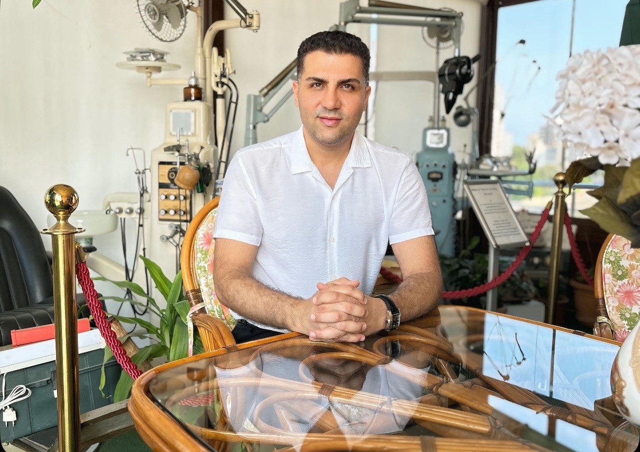 Prof. Dr. Özkan : "Antidepresan ve epilepsi ilaçları diş çene kemiğini çökertiyor"
