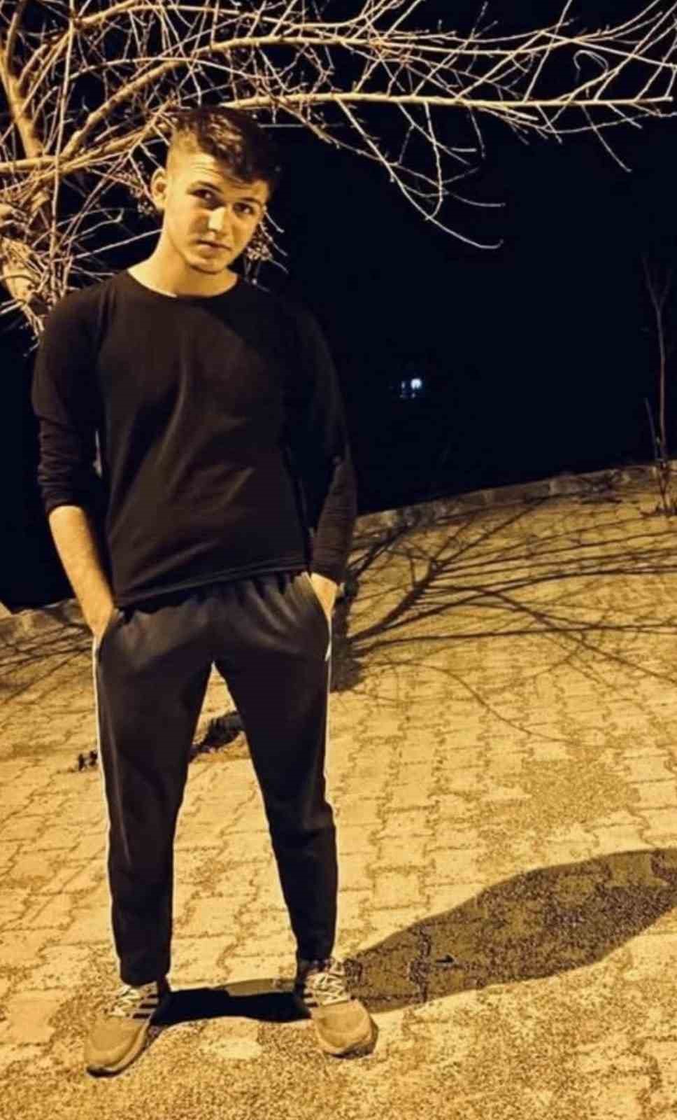 Batman’da kamyonet dereye uçtu: 1 kişi hayatını kaybetti