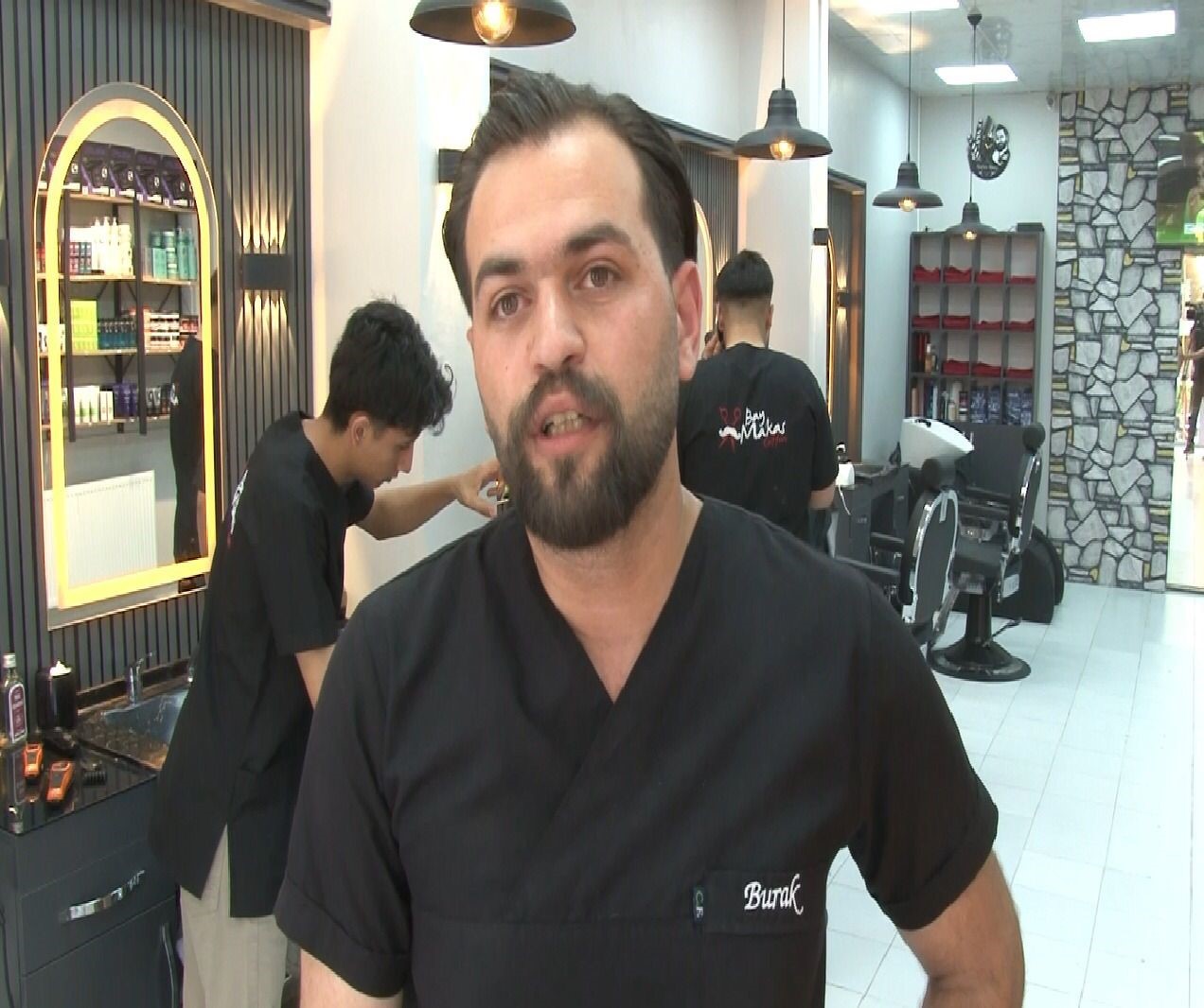 Depremzede kuaf&ouml;rden anlamlı kampanya
