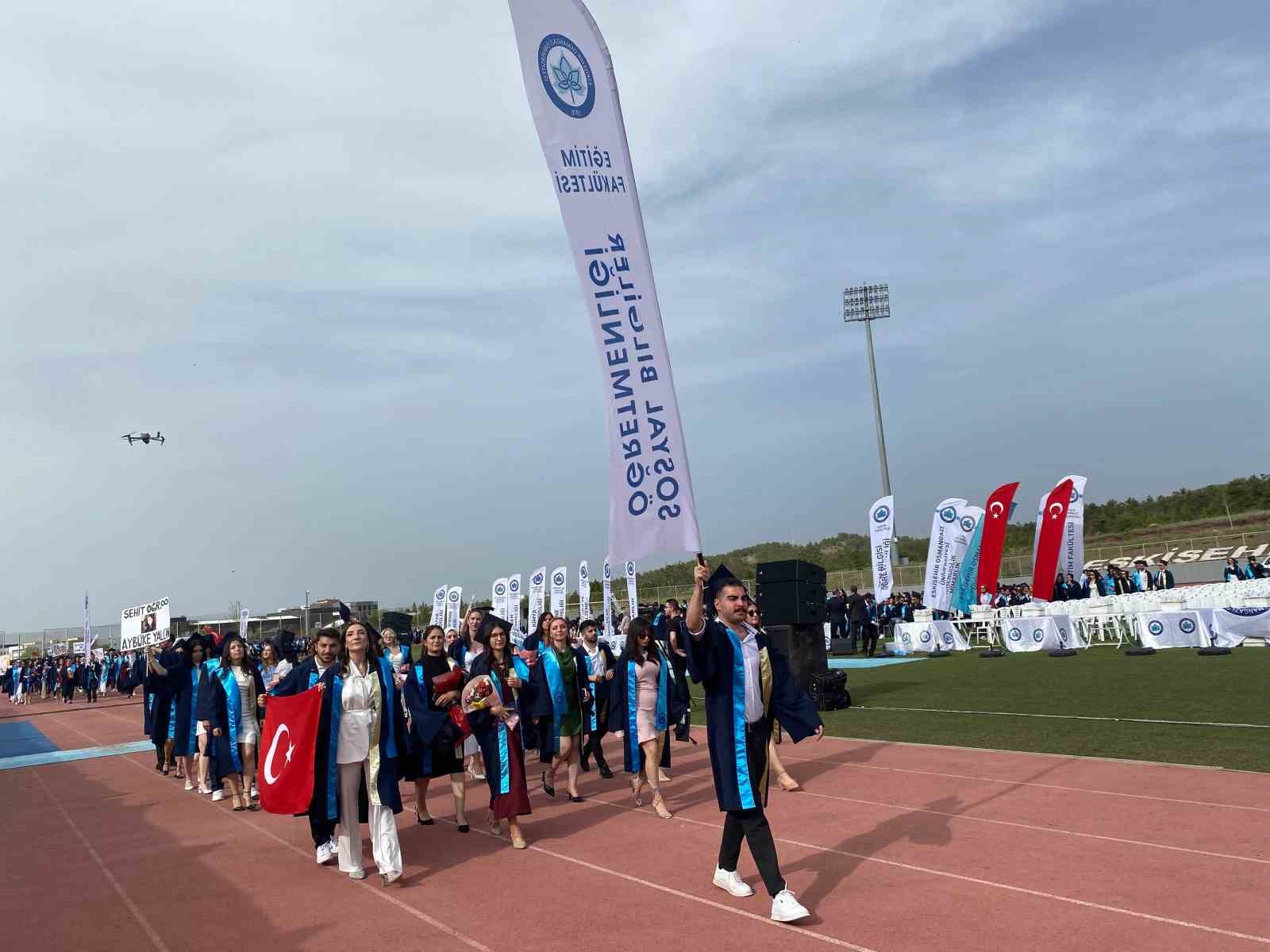 Şehit kızının gurur verici başarısı
