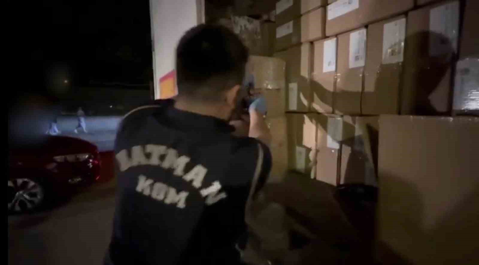 Batman’da 2 bin 100 adet kaçak elektronik sigara ele geçirildi