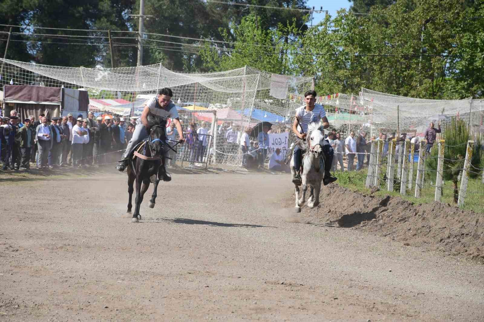 Sakarlı Hıdırellez Festivali’nde Rahvan At Yarışları coşkusu