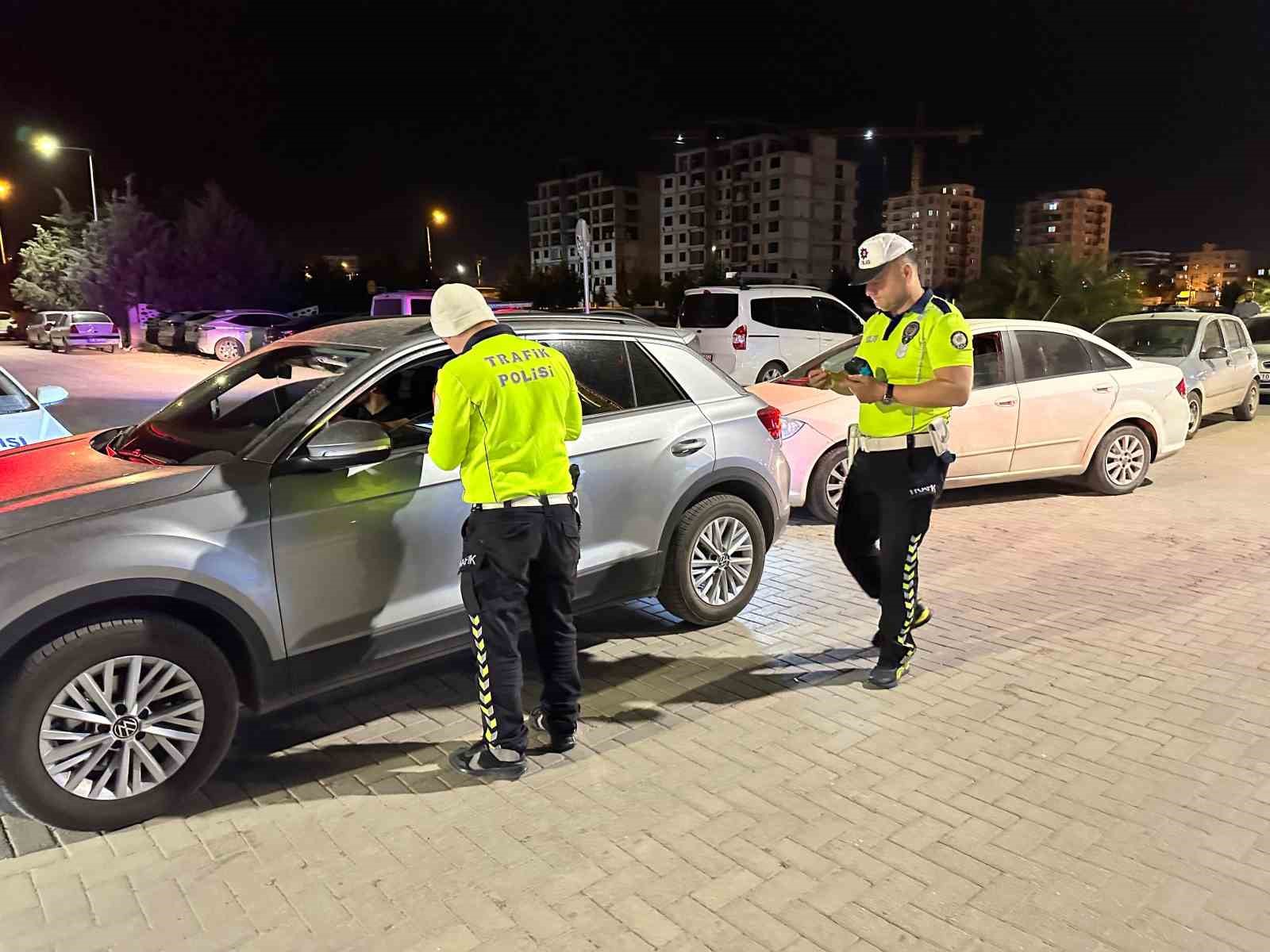 Kurallara uymayanlar polisten kaçamıyor