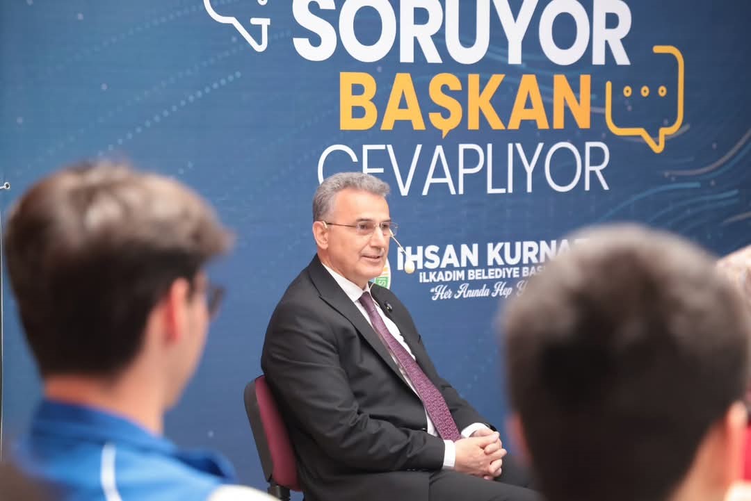 Gen&ccedil;ler sordu, Başkan Kurnaz cevapladı
