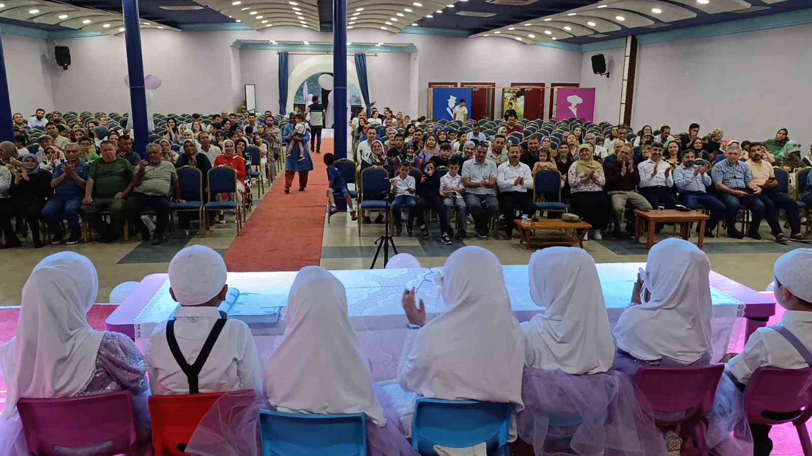 Anamur’da 4-6 yaş öğrencileri yıl sonu heyecanı yaşadı